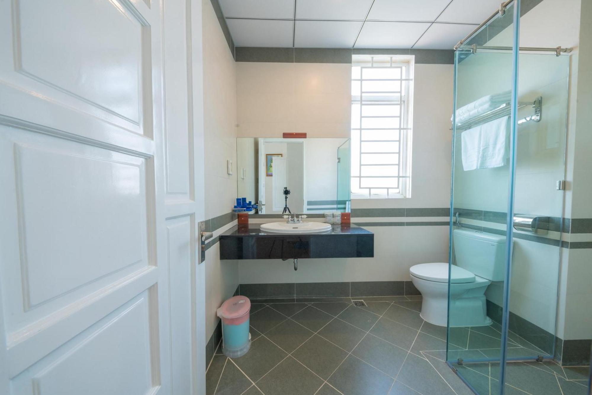 Yen Nam Hotel Nguyen Thai Son TP. Hồ Chí Minh Phòng bức ảnh